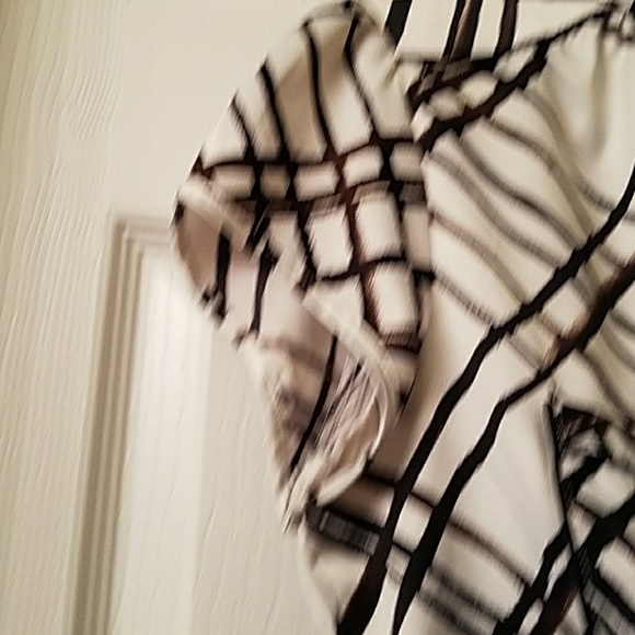 Blouse with skinny belt - Picture 2 of 5